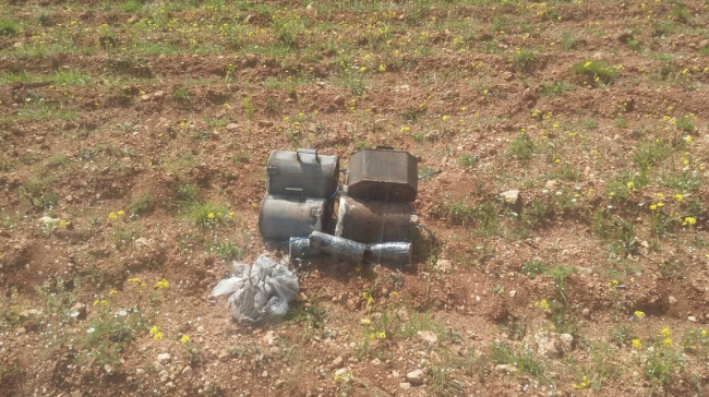 Mehmetçik Afrin'de tuzaklanan patlayıcıları imha ediyor